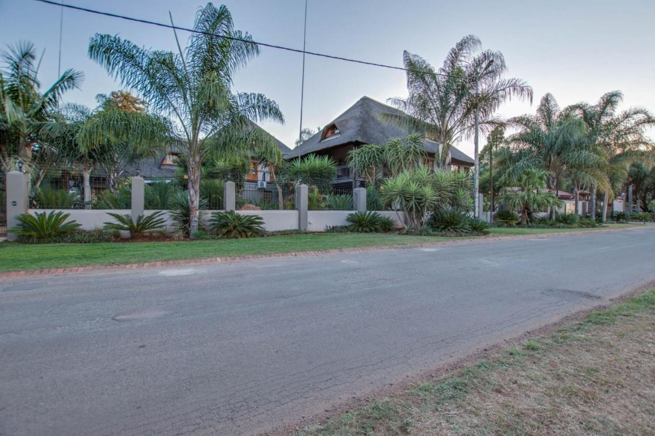 Kassaboera Lodge Hartbeespoort Bagian luar foto