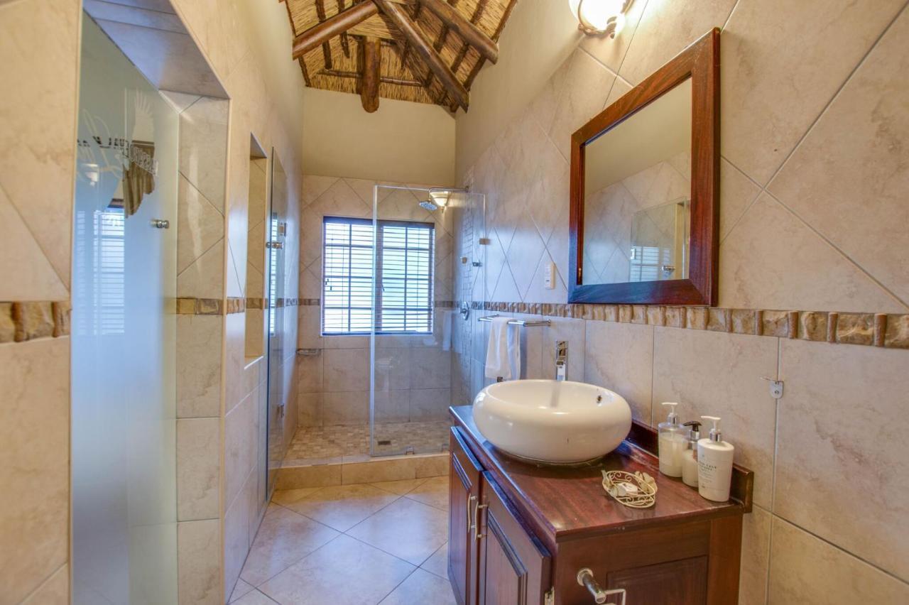 Kassaboera Lodge Hartbeespoort Bagian luar foto